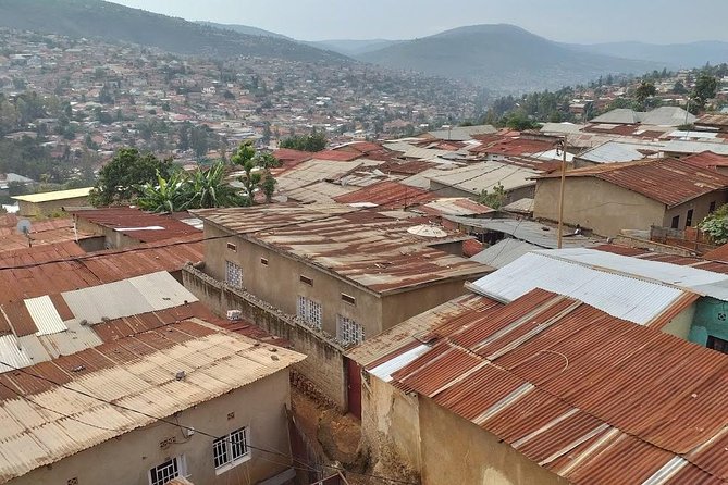 1 day Kigali city tour - Kimironko Market: shopping without losing the plot