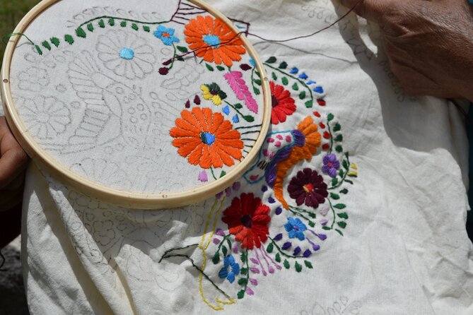 Kigali: Choose Your Traditional Craft Experiences - Beaded elegance with Rwandan-inspired designs