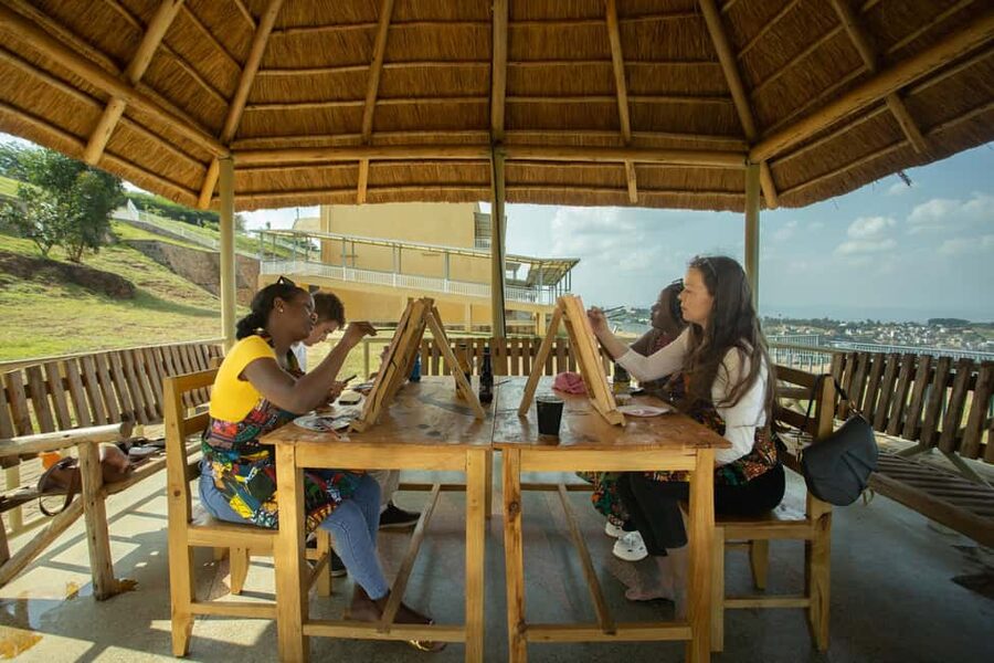 Kigali:Traditional Imigongo Painting with an Incredible View - Teaching style, language, and the small group advantage