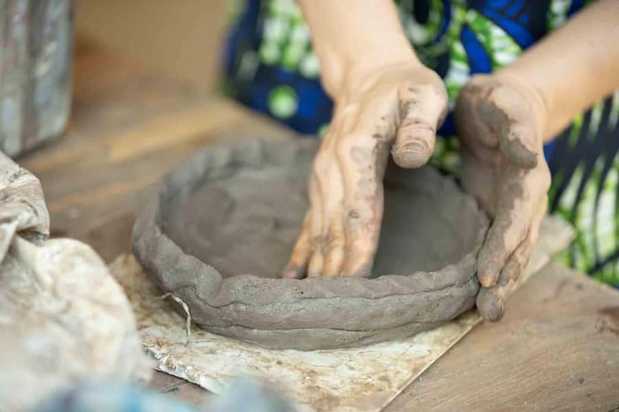 Kigali: Traditional Kubumba Pottery Making with Local Women - Kigali Coffee Shop Meets Traditional Kubumba Pottery