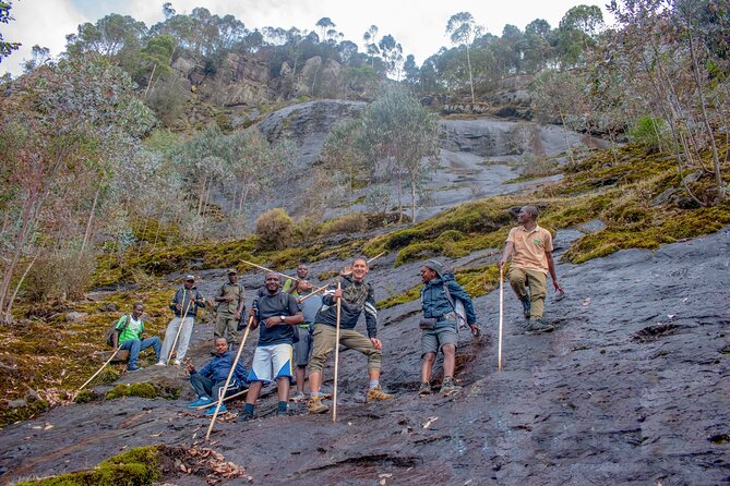 Mount Kabuye Hiking - Mount Kabuye from Gisenyi: the kind of hike that mixes views and people